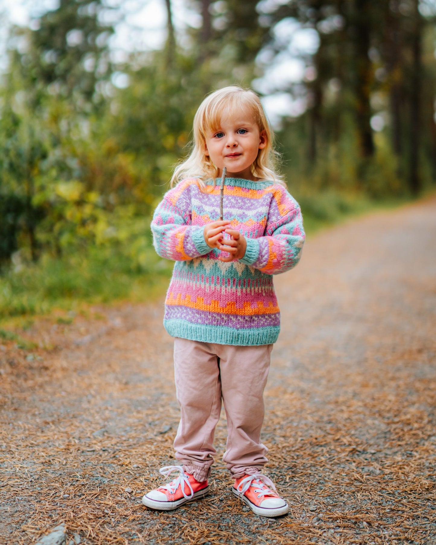 UNE GENSER KIDS STRIKKEOPPSKRIFT