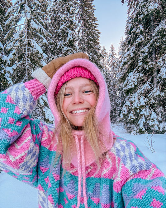 BIKKJEKALDT BALAKLAVA GARNPAKKE ROSA