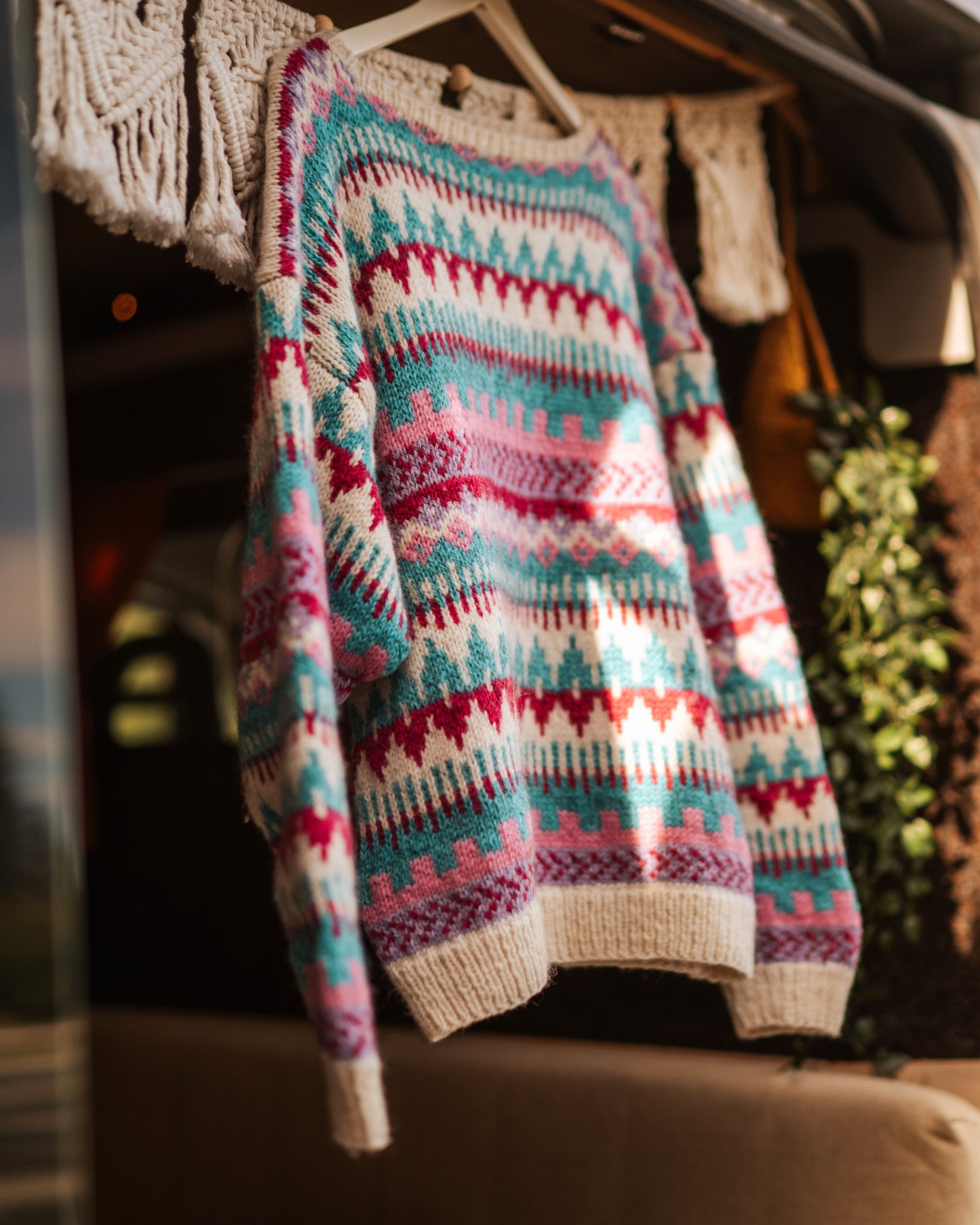 UNE SWEATER WHITE AND BLUE SMALL-MEDIUM